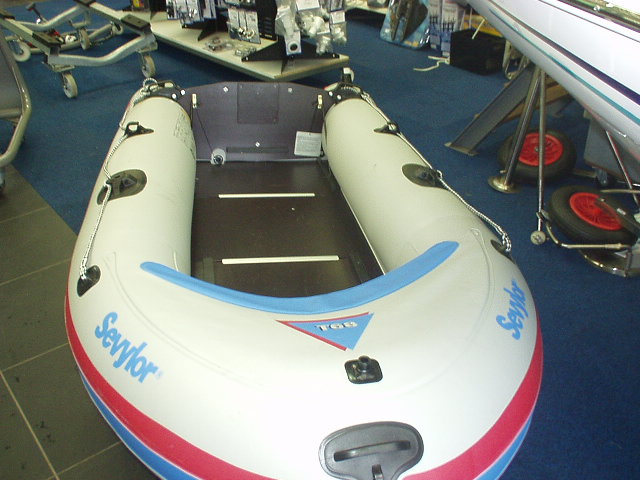 nieuwigheid Extreem belangrijk ondersteboven Tweedehands rubberboot sevylor te koop aangeboden bij Dila Watersport